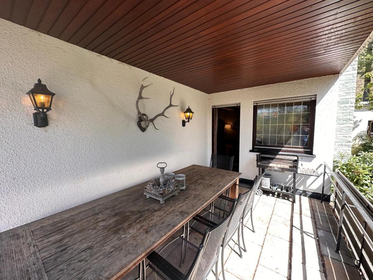 Private Spacious Near Winterberg And Willingen 14 Guests Huge Garden Free Parking For Multiple Cars Villa Olsberg